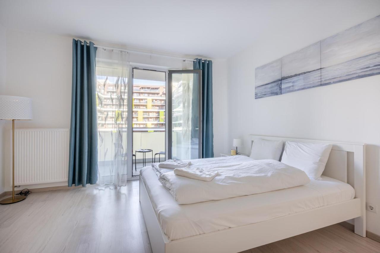 Grand Corvin Studio With Balcony Budapest Exterior foto